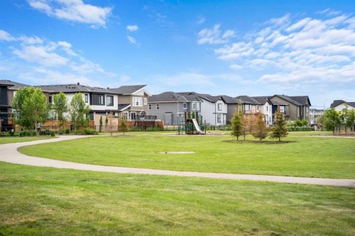 148 Kinniburgh Loop, Chestermere, AB 