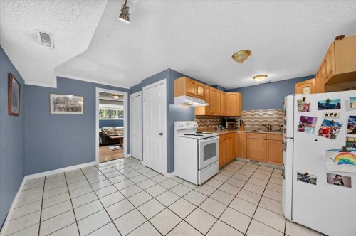 1424 11 Avenue Se, Calgary, AB 
