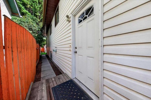 1424 11 Avenue Se, Calgary, AB 