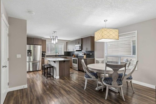 33 Legacy Gate Se, Calgary, AB 