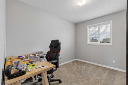 33 Legacy Gate Se, Calgary, AB 