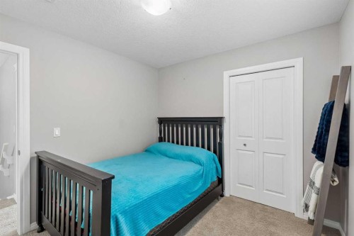 33 Legacy Gate Se, Calgary, AB 