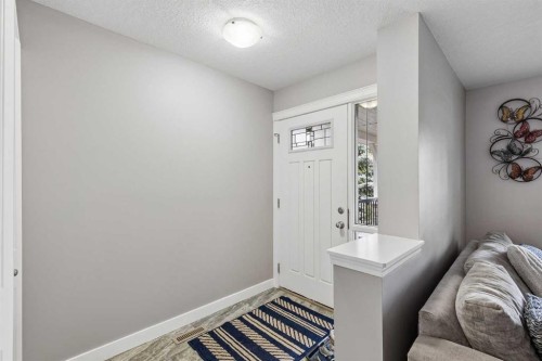 33 Legacy Gate Se, Calgary, AB 