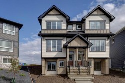 410 Carringvue Grove NWCalgary, AB T3P 2L9