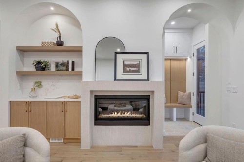 4921 21A Street Sw, Calgary, AB 