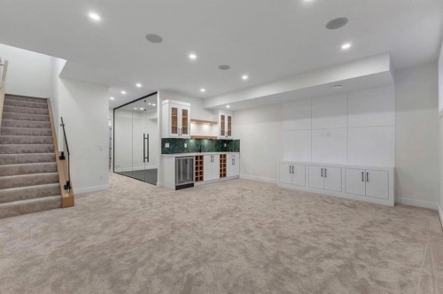 4921 21A Street Sw, Calgary, AB 