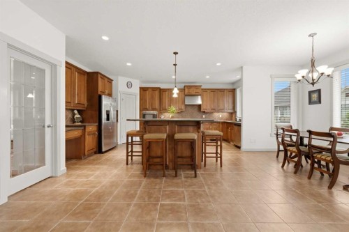 222 Chapala Point Se, Calgary, AB 