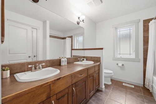 222 Chapala Point Se, Calgary, AB 