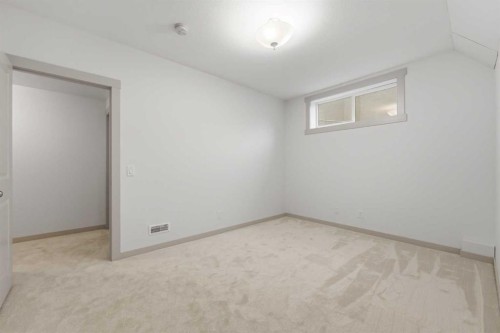 222 Chapala Point Se, Calgary, AB 