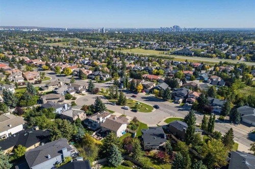 11 Sienna Hills Place Sw, Calgary, AB 