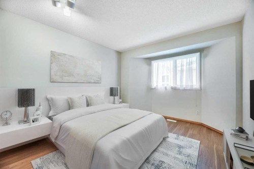33 Riverview Point Se, Calgary, AB 