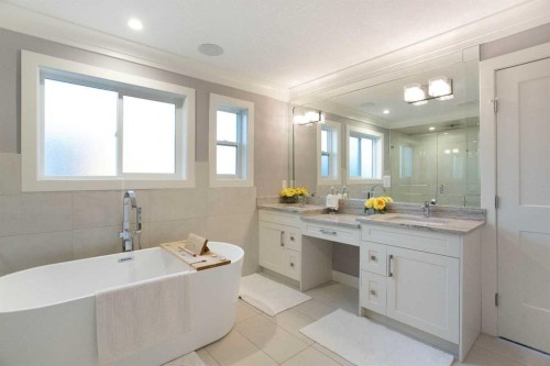 160 Kinniburgh Loop, Chestermere, AB 