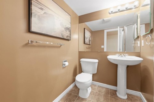 42 Prestwick Pond Terrace Se, Calgary, AB 