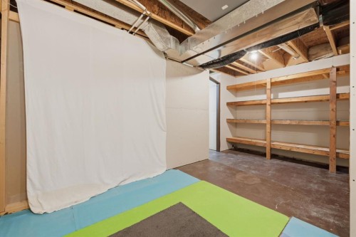42 Prestwick Pond Terrace Se, Calgary, AB 
