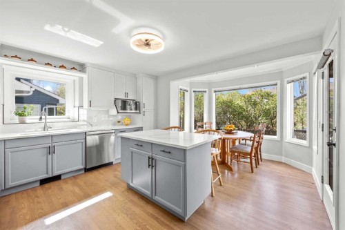 260 Riverside Mews Se, Calgary, AB 