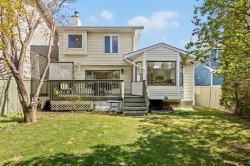 260 Riverside Mews Se, Calgary, AB 
