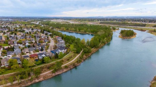 260 Riverside Mews Se, Calgary, AB 