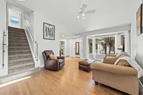 260 Riverside Mews Se, Calgary, AB 