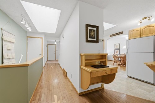 6016 Dalcastle Crescent Nw, Calgary, AB 