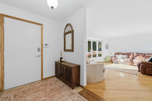 6016 Dalcastle Crescent Nw, Calgary, AB 
