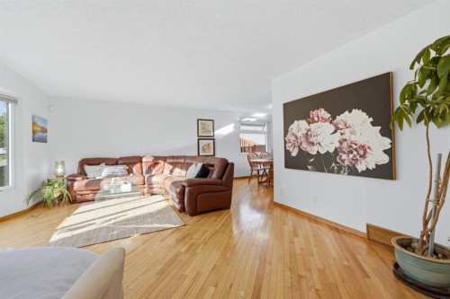 6016 Dalcastle Crescent Nw, Calgary, AB 