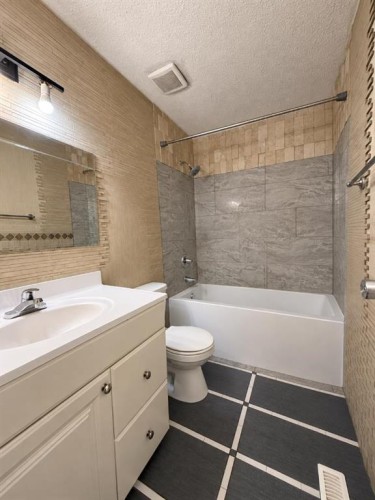 139 Maitland Road Ne, Calgary, AB 