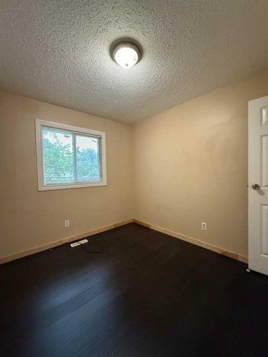 139 Maitland Road Ne, Calgary, AB 