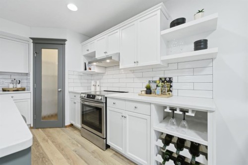 2020 Bridlemeadows Manor Sw, Calgary, AB 