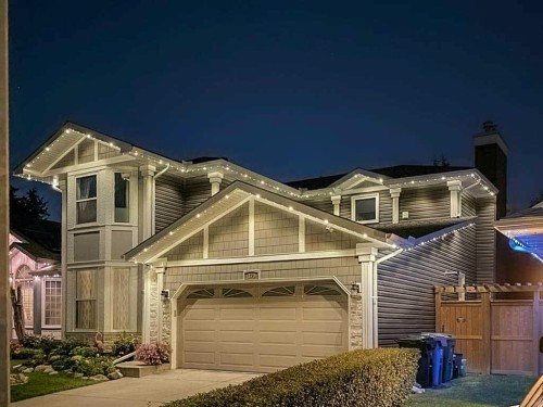 179 Riverstone Crescent Se, Calgary, AB 