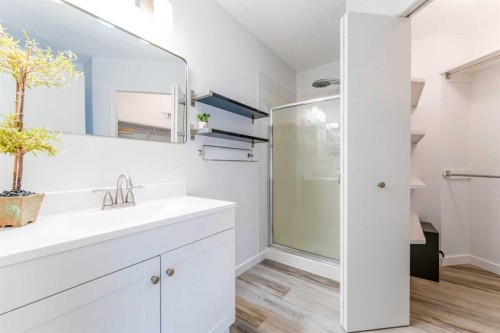 179 Riverstone Crescent Se, Calgary, AB 