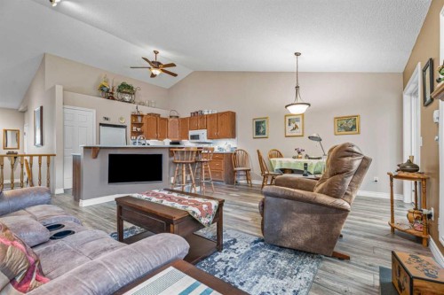319 De Foras Close Nw, High River, AB 