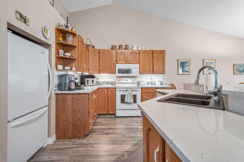 319 De Foras Close Nw, High River, AB 