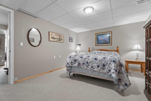 319 De Foras Close Nw, High River, AB 
