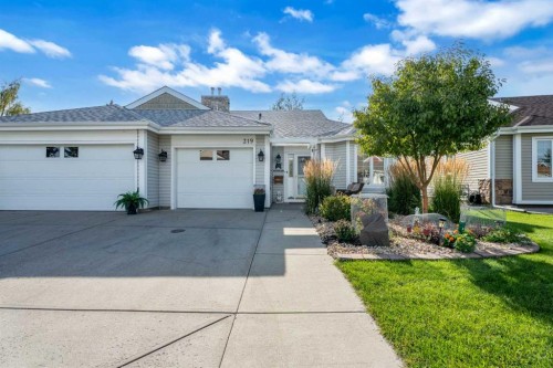 319 De Foras Close Nw, High River, AB 