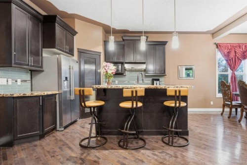 290 Valleyview Court Se, Calgary, AB 