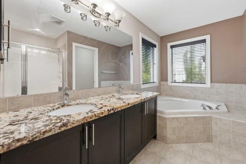 290 Valleyview Court Se, Calgary, AB 