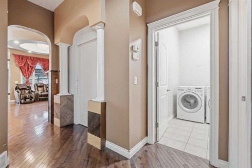 290 Valleyview Court Se, Calgary, AB 