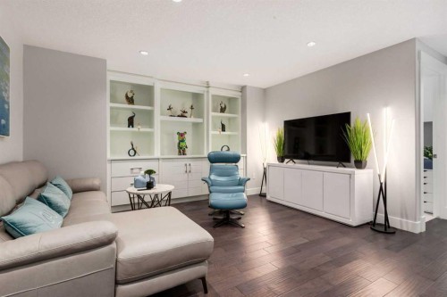 1604 46 Street Nw, Calgary, AB 