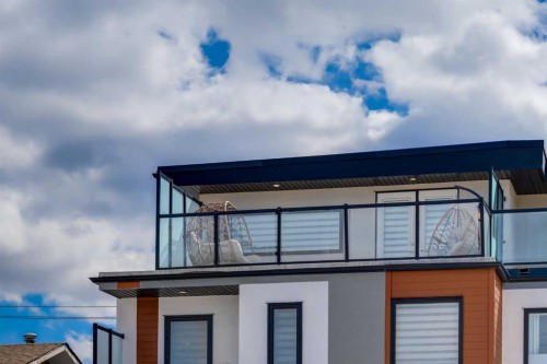 1604 46 Street Nw, Calgary, AB 