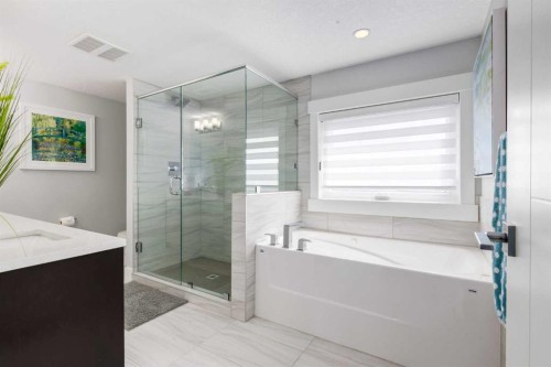 1604 46 Street Nw, Calgary, AB 