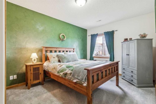 122 Hidden Creek Heights Nw, Calgary, AB 