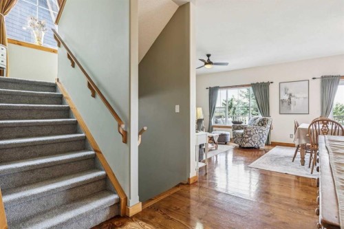 122 Hidden Creek Heights Nw, Calgary, AB 