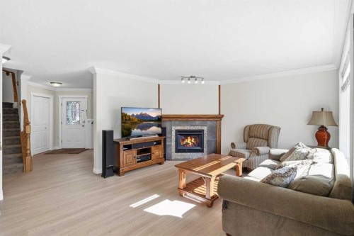 219 Schooner Close Nw, Calgary, AB 