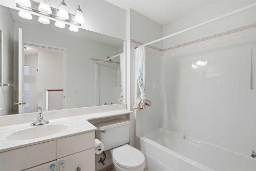 219 Schooner Close Nw, Calgary, AB 