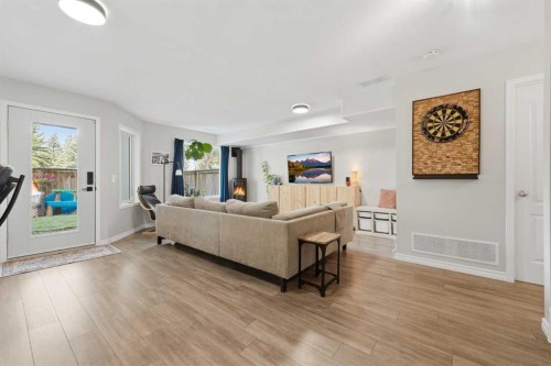 2-24 34 Avenue Sw, Calgary, AB 
