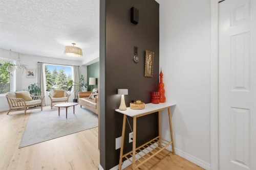 2-24 34 Avenue Sw, Calgary, AB 