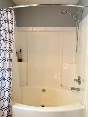 10 Elgin Drive Se, Calgary, AB 