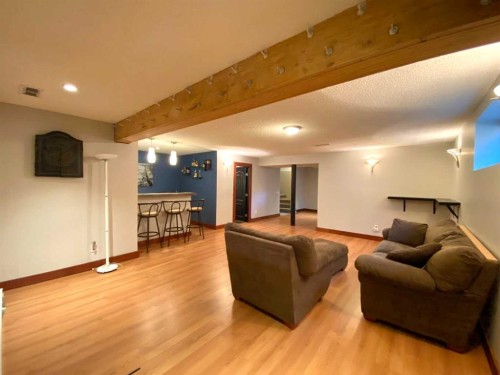 10 Elgin Drive Se, Calgary, AB 