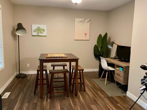 10 Elgin Drive Se, Calgary, AB 