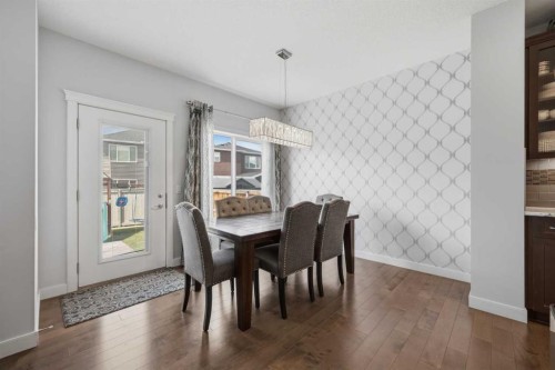 21 Redstone Heath Ne, Calgary, AB 